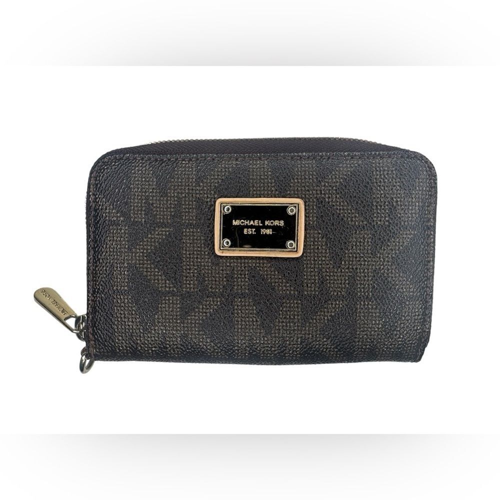 Michael Kors MK Signature Zip Around Full Size Wallet Brown